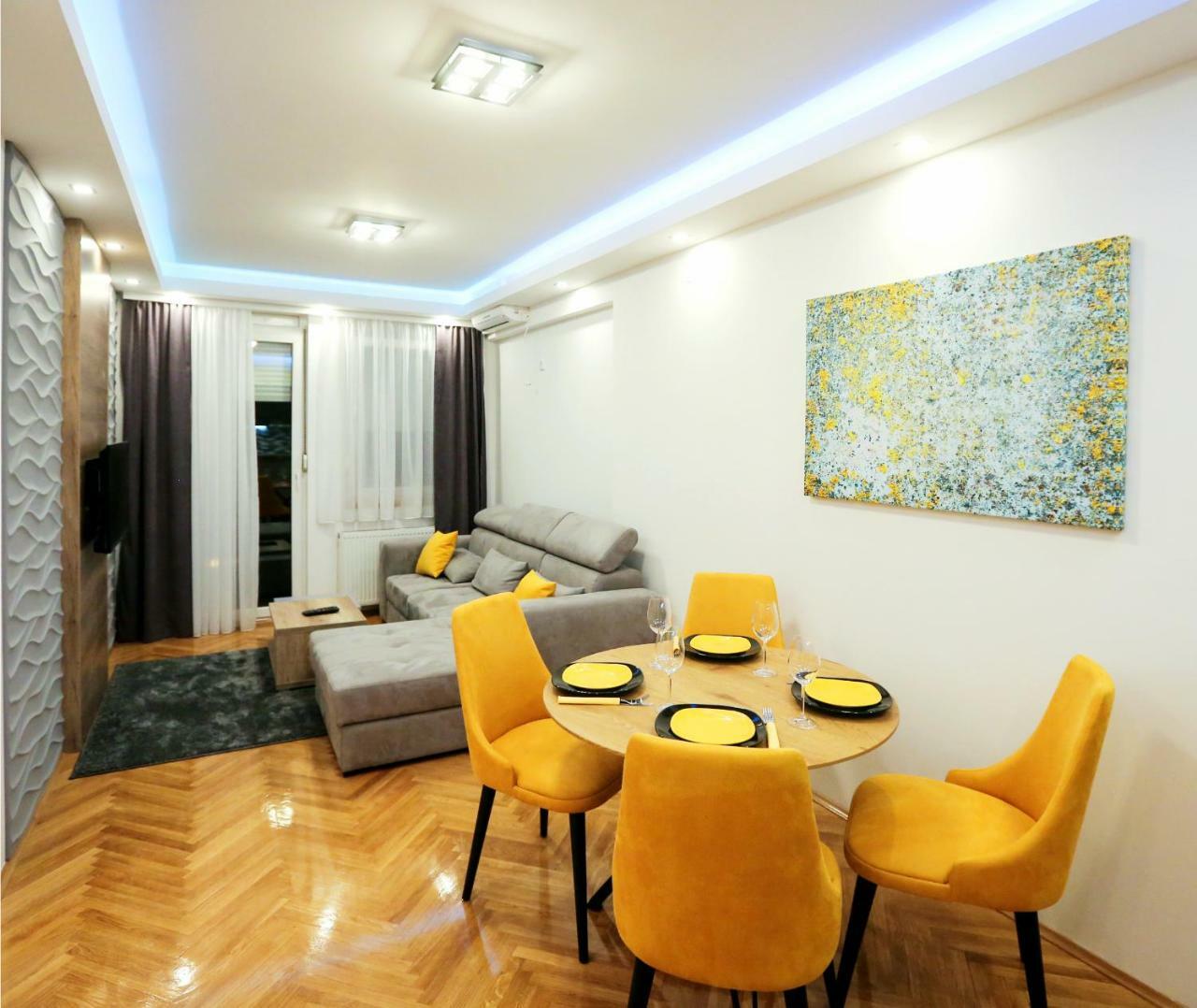 Jacuzzi Oasis Apartment Novi Sad Eksteriør bilde